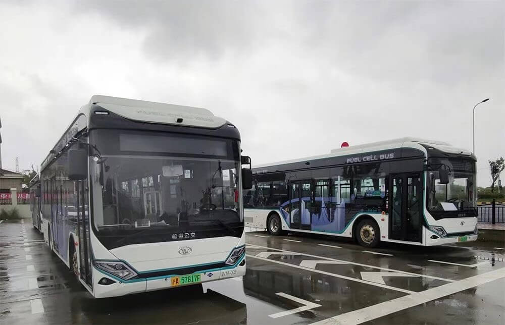 上海氫能公交即日起在臨港運營，可使用數字人民幣乘車.jpg